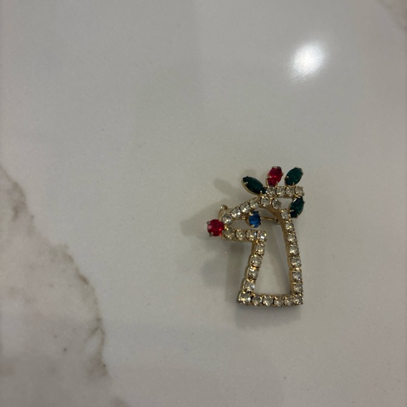 Vtg Reindeer Brooch Pin w/Red, Blue, Green & Clear Crystal Stones - Picture 2 of 4